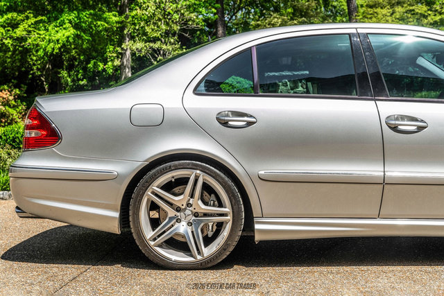Used 2005 Mercedes-Benz E 55 AMG Sedan image 10