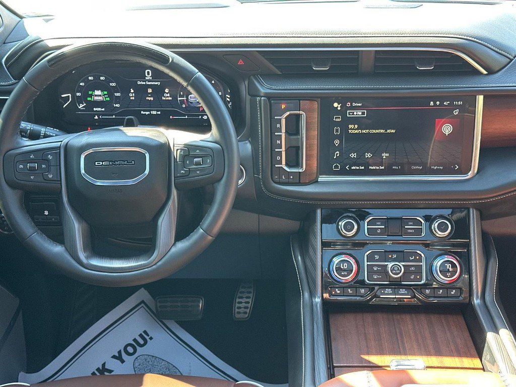Used 2024 GMC Yukon Denali Ultimate w/ LPO, Floor Liner Package image 14