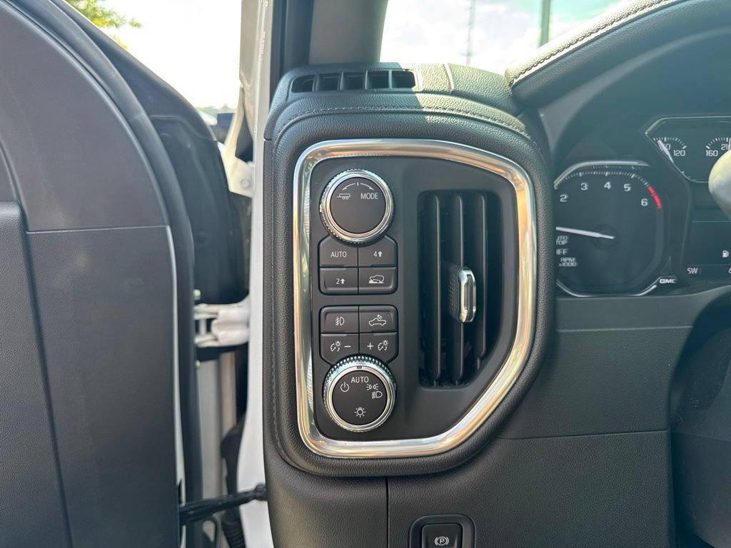 Used 2021 GMC Sierra 1500 Elevation AWD/4WD image 12