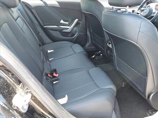 Used 2025 Mercedes-Benz CLA 250 image 18