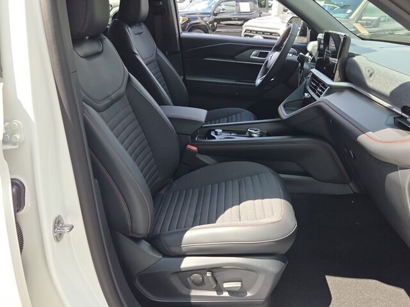 New 2027 Ford Explorer ST-Line w/ Premium Package RWD image 20