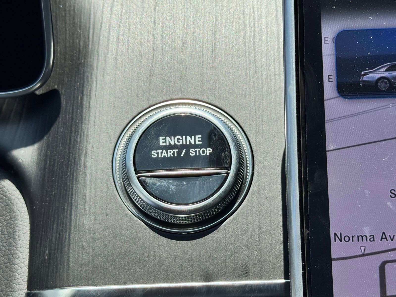 New 2025 Mercedes-Benz S 580e 4MATIC Sedan image 25