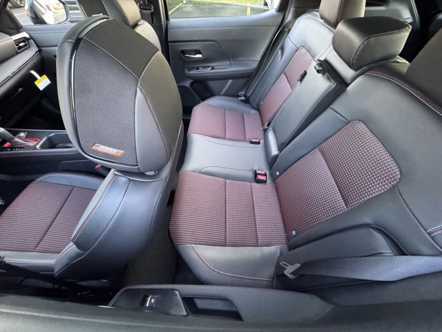 New 2025 Nissan Kicks SR w/ SR Premium Package image 13