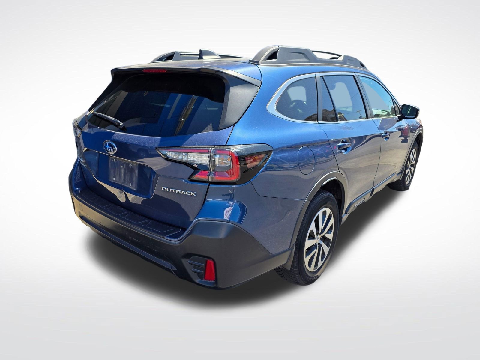 Used 2020 Subaru Outback Premium image 5