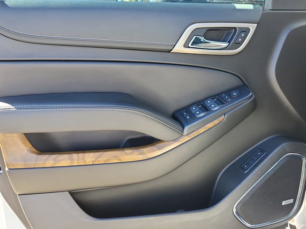 Used 2020 GMC Yukon Denali w/ Denali Premium Package image 10