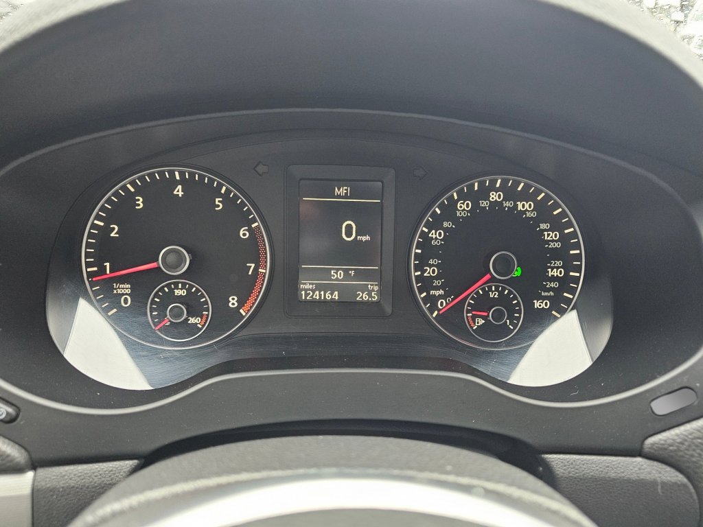 Used 2012 Volkswagen Jetta GLI Autobahn image 4