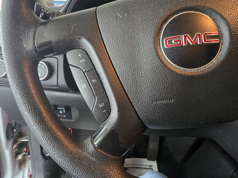Used 2013 GMC Yukon XL 2500 w/ Skid Plate Package AWD/4WD image 22