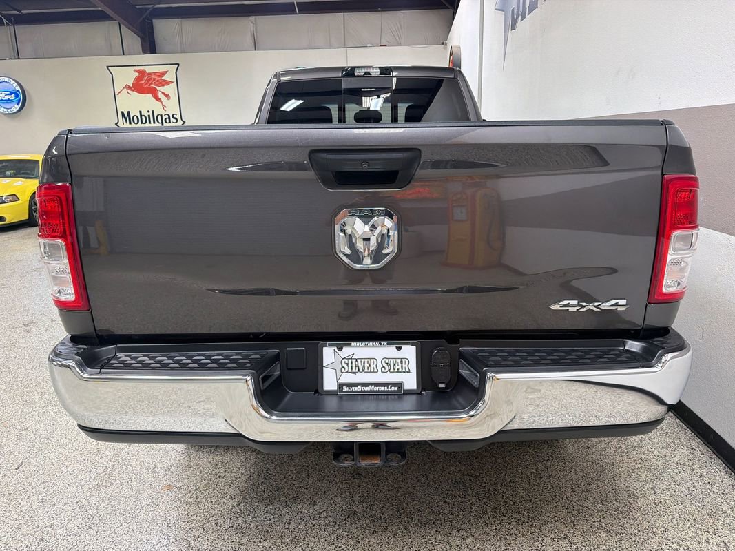 Used 2024 RAM 2500 Tradesman w/ Chrome Appearance Group AWD/4WD image 8