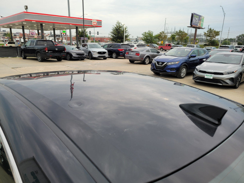 Used 2017 Honda Civic EX-T image 16
