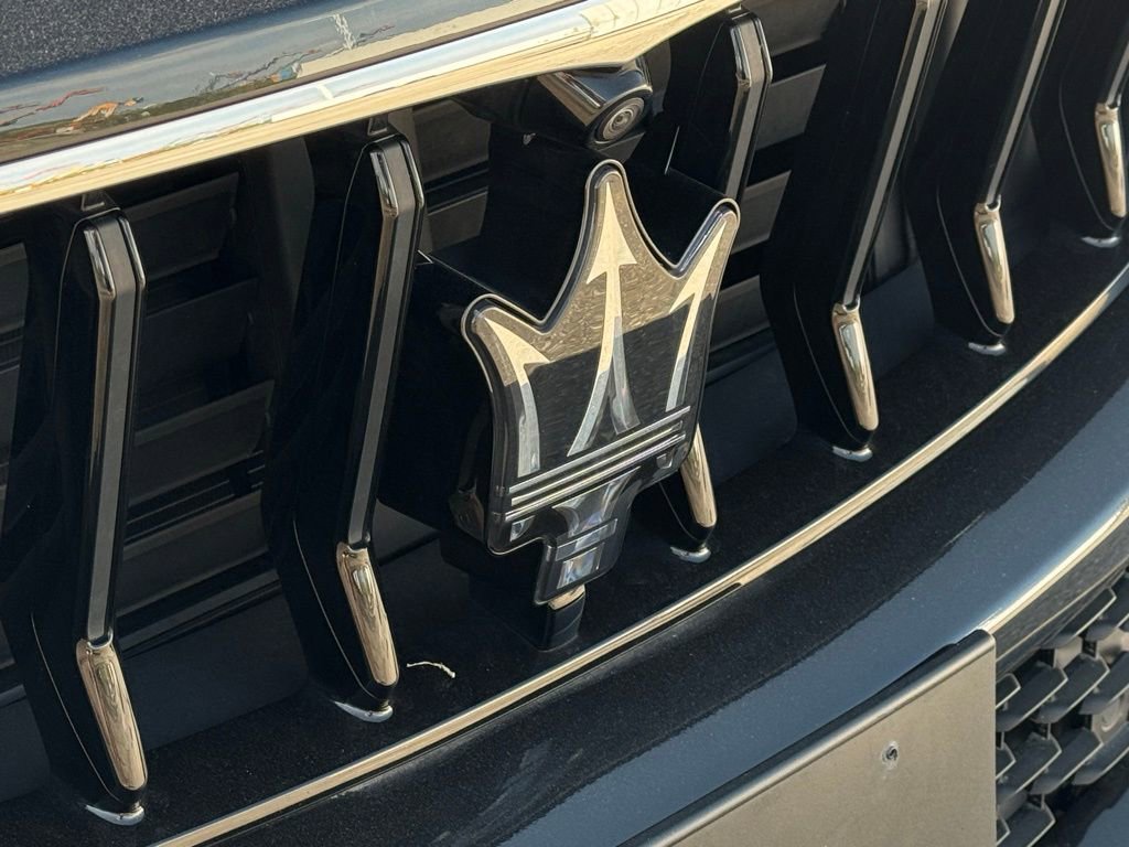 Certified 2022 Maserati Levante Modena image 28