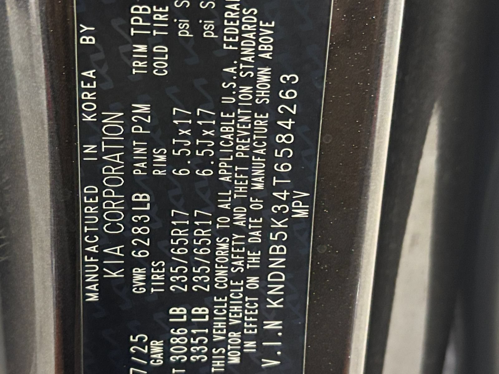 Used 2026 Kia Carnival FWD image 30