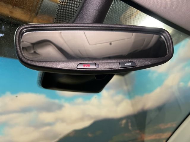Used 2024 Chrysler Pacifica Limited FWD image 44