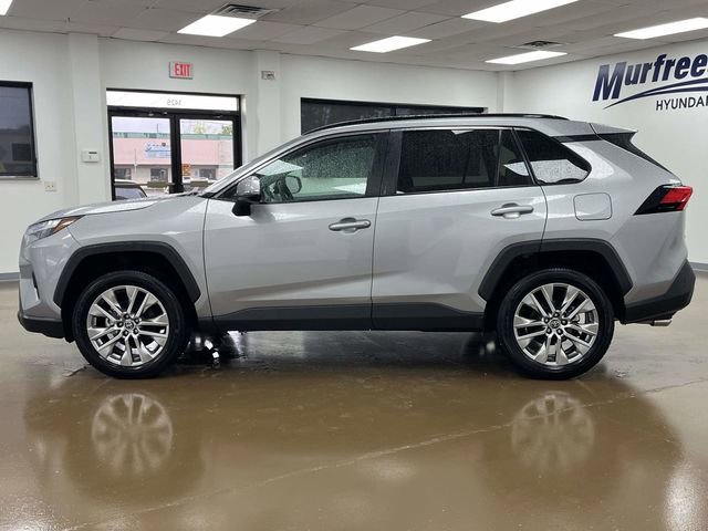 Used 2025 Toyota RAV4 XLE Premium AWD/4WD image 9