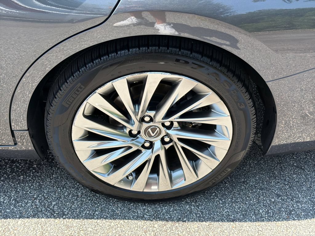 Used 2022 Lexus ES 350 Ultra Luxury FWD image 19