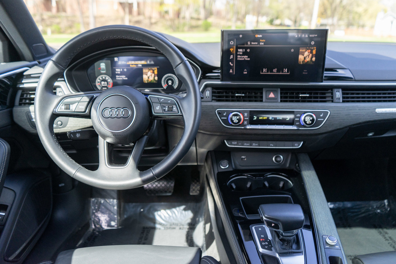 Used 2022 Audi A4 2.0T Premium Plus w/ Premium Plus Package AWD/4WD image 12