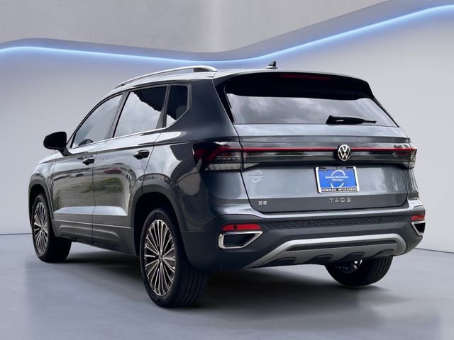 New 2026 Volkswagen Taos SE image 6