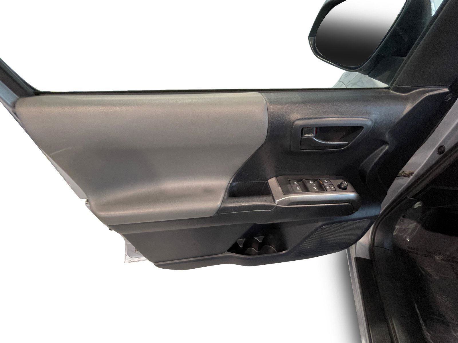 Used 2019 Toyota Tacoma SR5 image 20