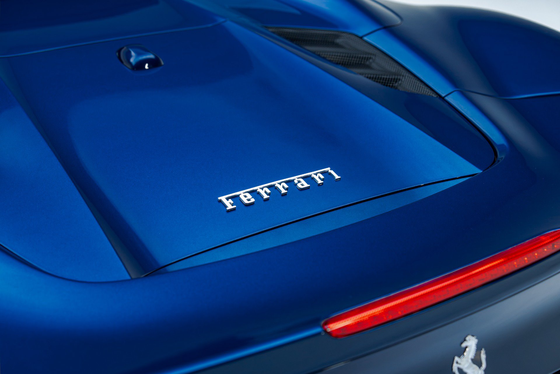 Used 2019 Ferrari 488 Spider RWD image 34