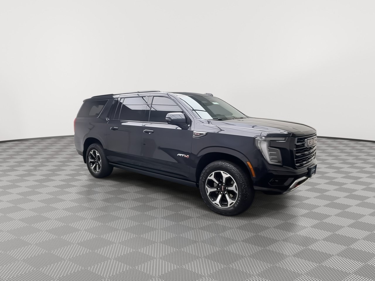 Certified 2025 GMC Yukon XL AT4 w/ AT4 Premium Package AWD/4WD image 46
