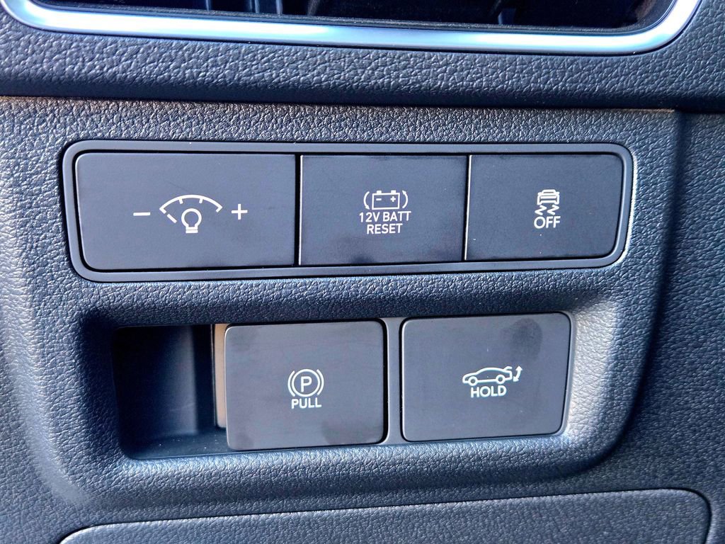 Certified 2025 Hyundai Sonata Limited image 23