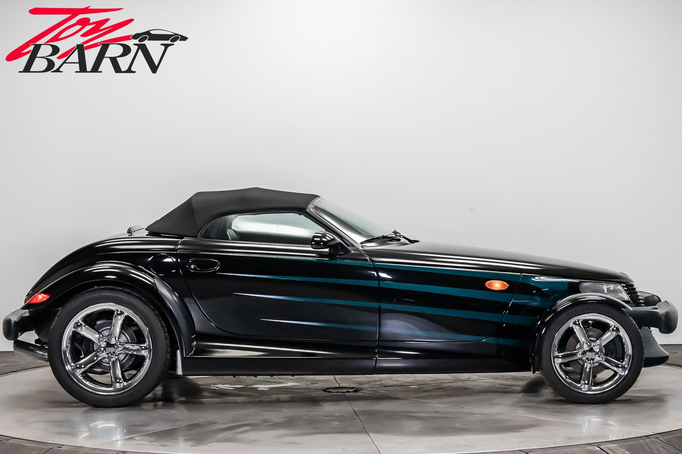 Used 2000 Plymouth Prowler image 14