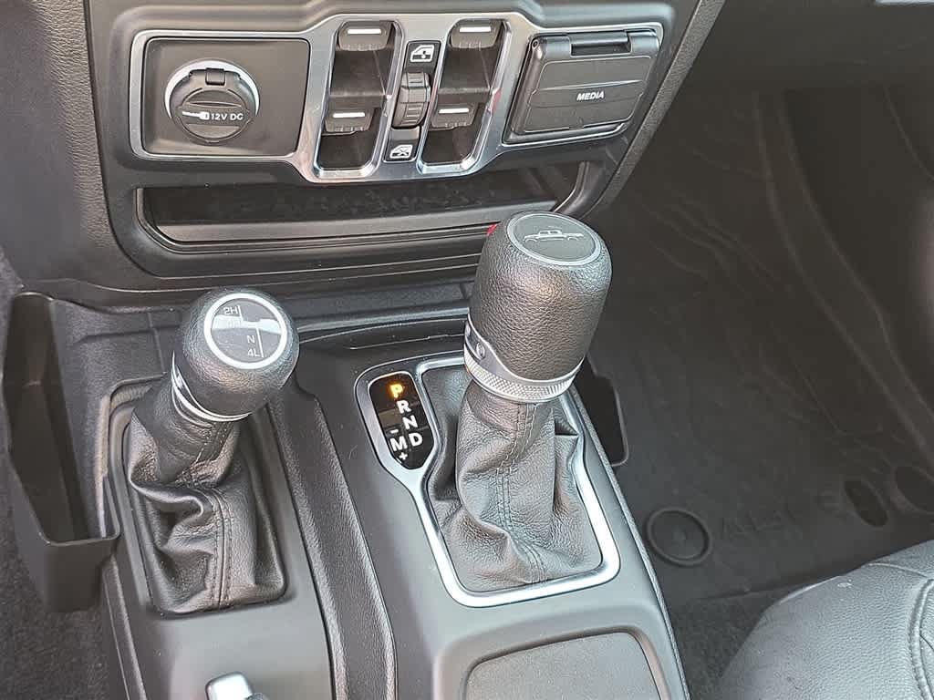 Used 2023 Jeep Gladiator Sport AWD/4WD image 23