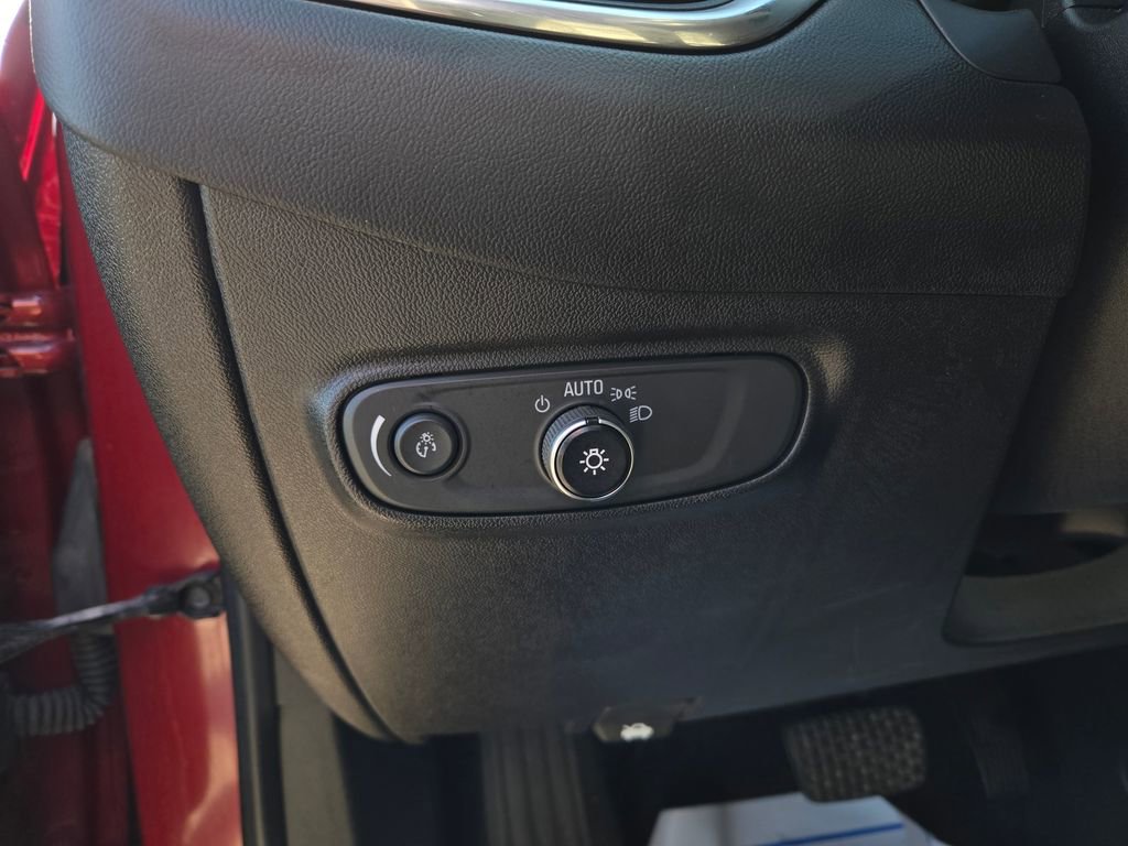 Used 2019 Chevrolet Equinox LT AWD/4WD image 14