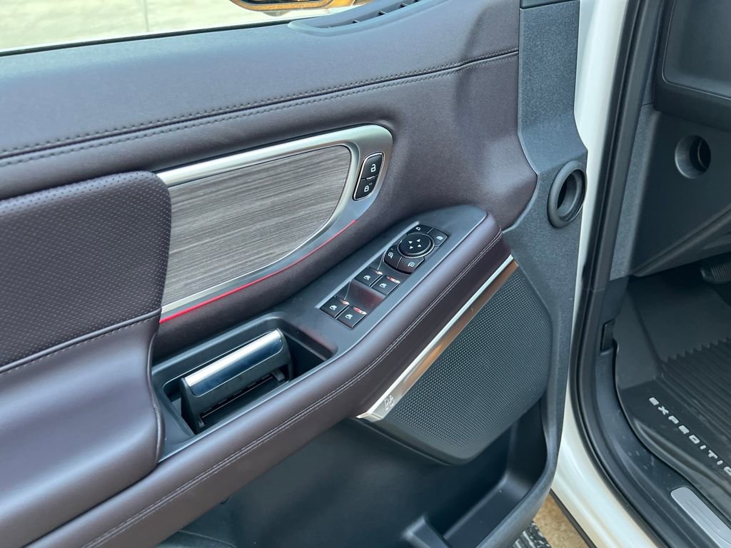 New 2025 Ford Expedition Platinum w/ Platinum Ultimate Package image 14