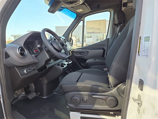 New 2026 Mercedes-Benz Sprinter 2500 image 25