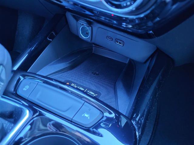 New 2026 Chevrolet Trax ACTIV w/ Sunroof Package image 20