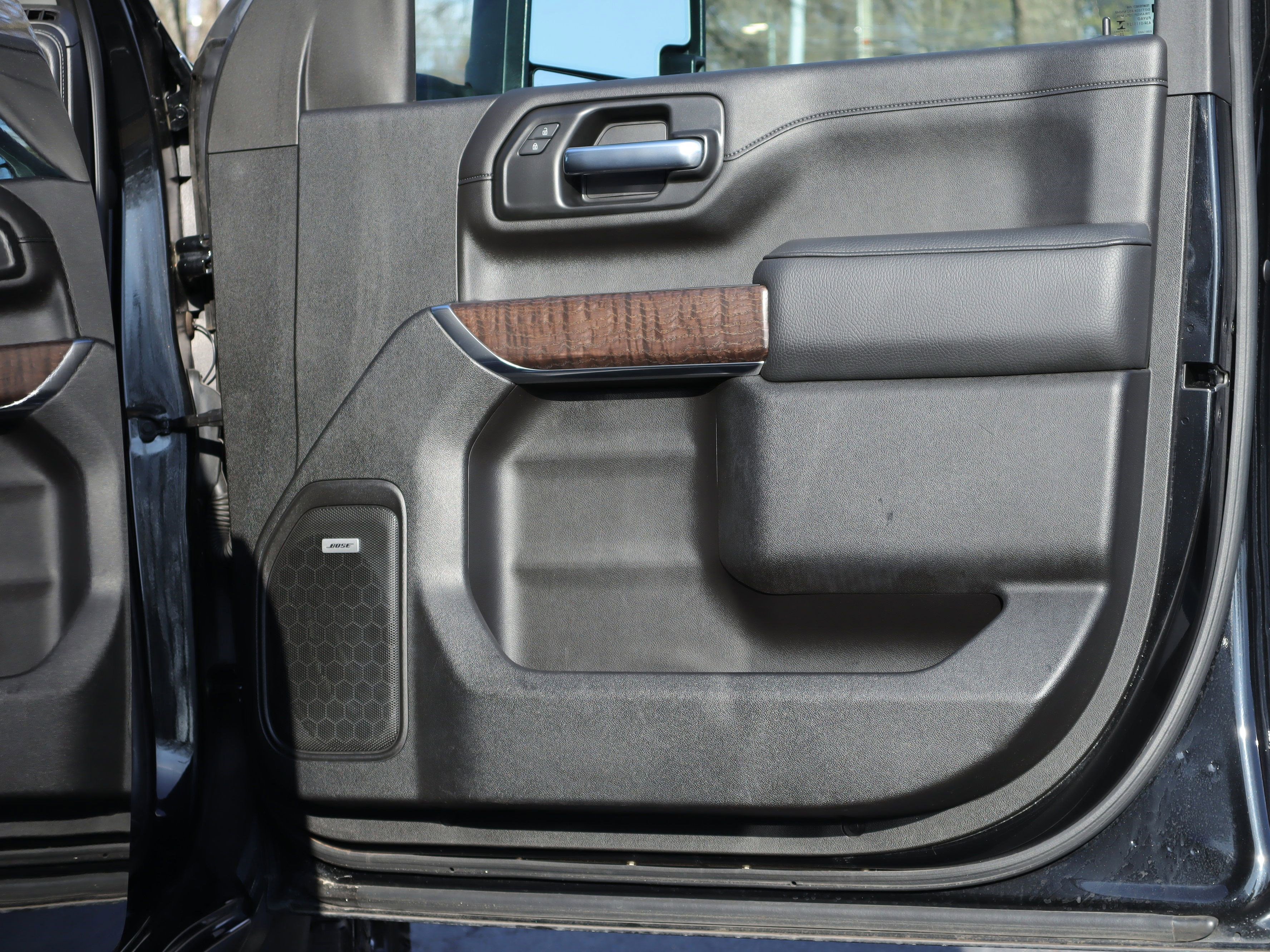 Used 2021 GMC Sierra 2500 Denali w/ Denali Ultimate Package image 26