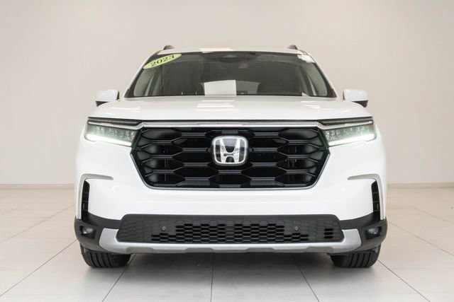 Certified 2023 Honda Pilot Touring image 5