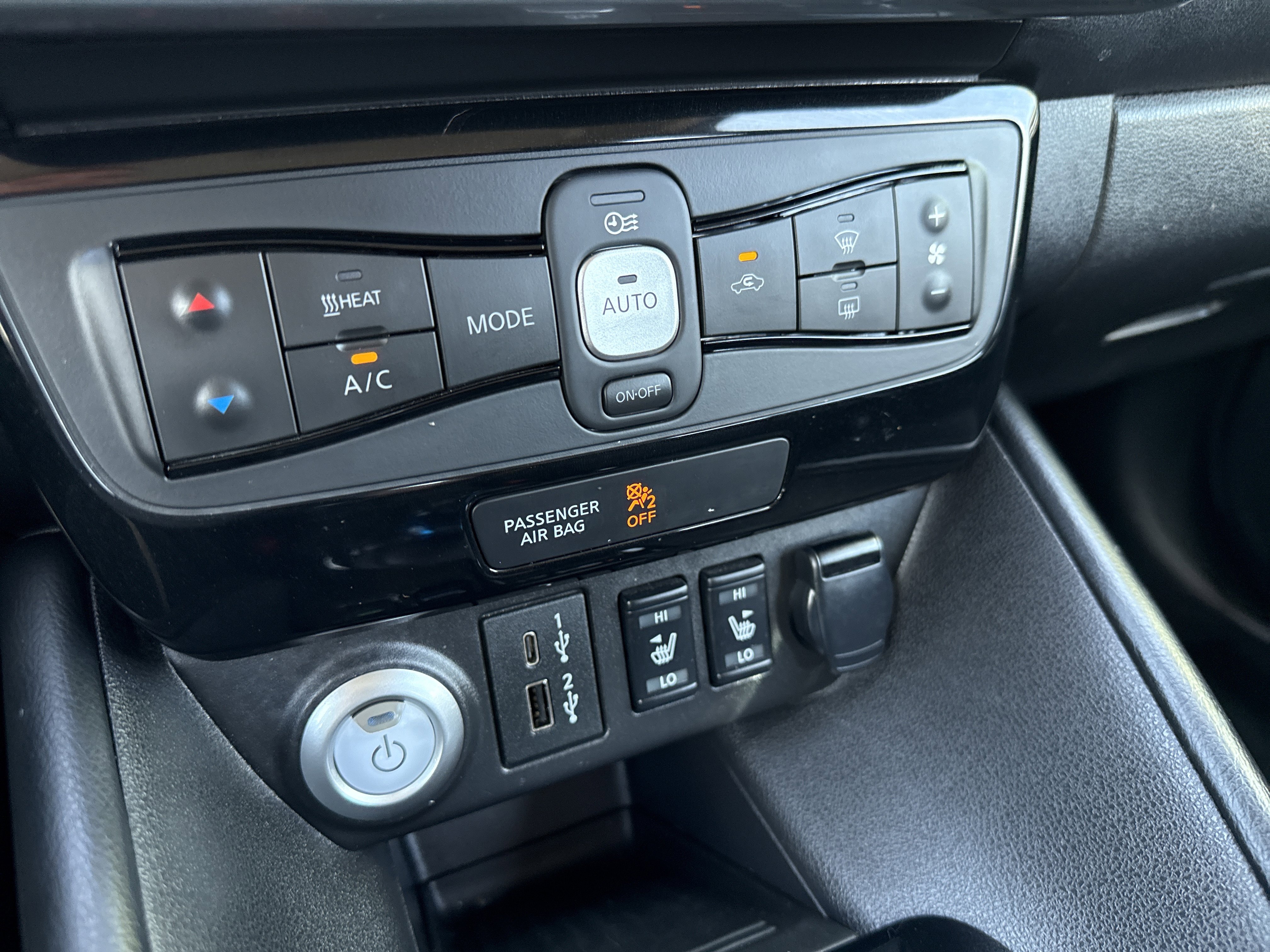 Certified 2024 Nissan Leaf SV Plus image 22