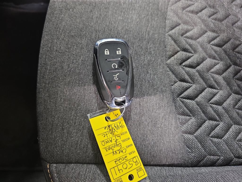 Used 2022 Chevrolet Equinox LT image 33