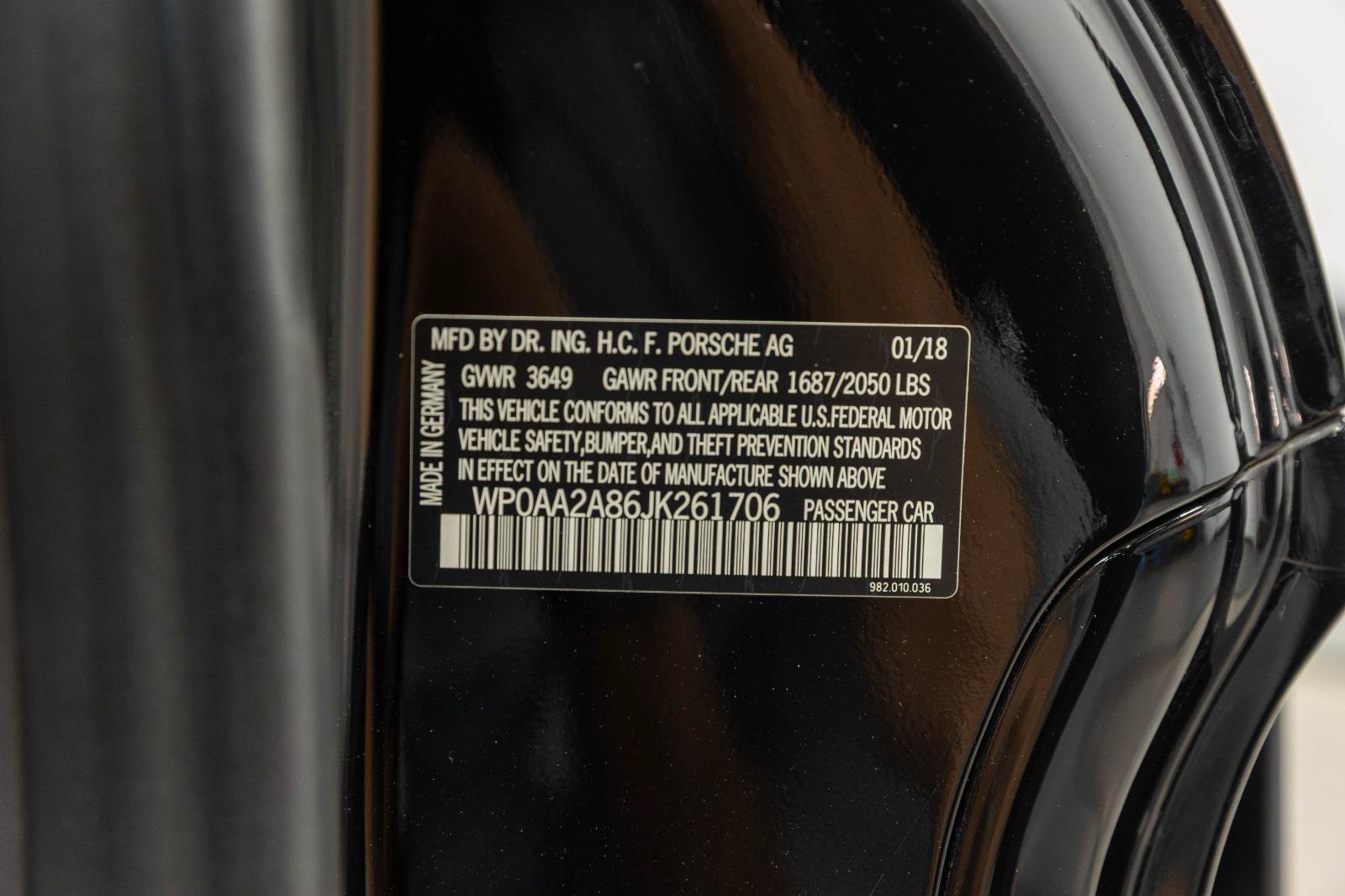 Used 2018 Porsche 718 Cayman RWD image 32