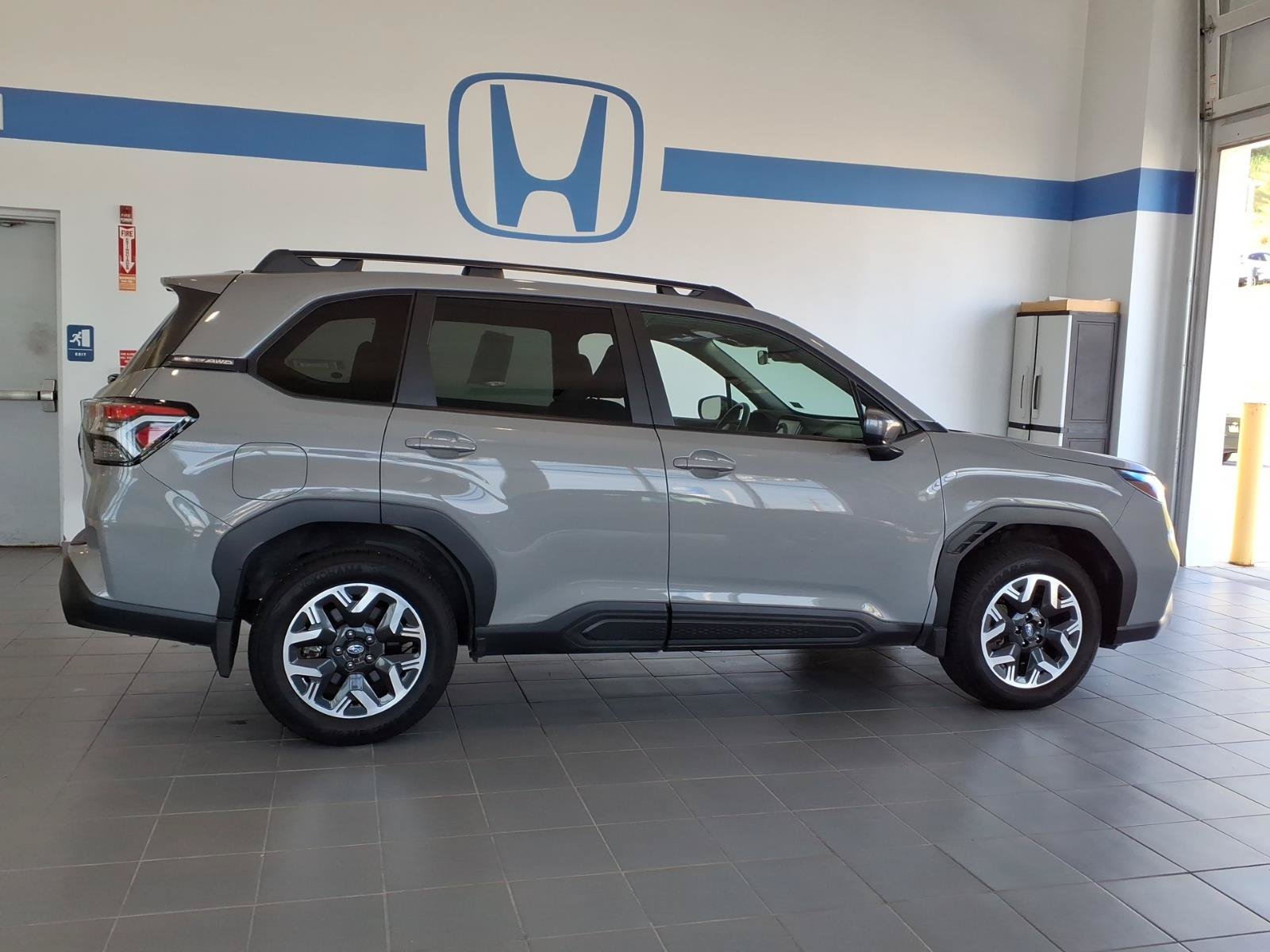 Certified 2026 Subaru Forester Premium AWD/4WD image 2