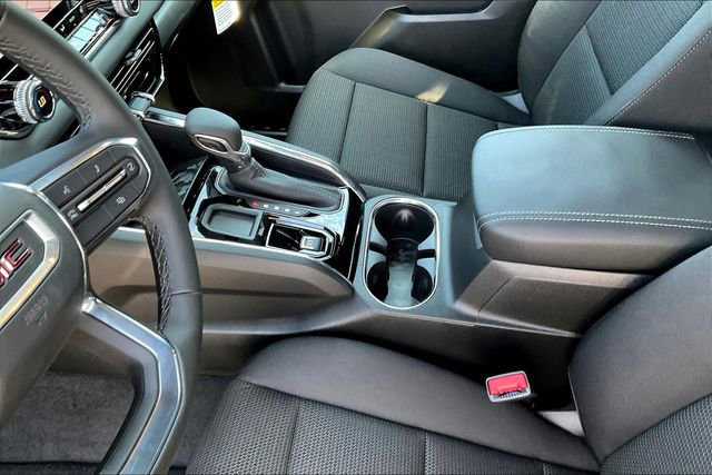 New 2026 GMC Canyon Elevation w/ Convenience Package image 9