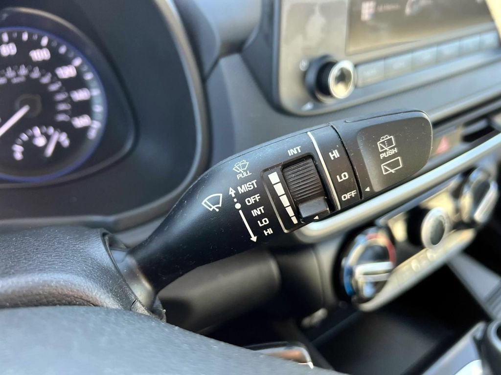 Certified 2023 Hyundai Kona SE image 30