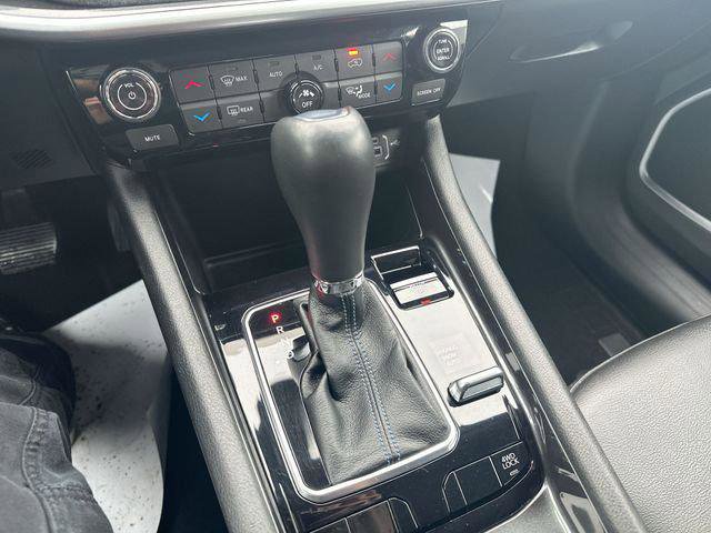 Certified 2022 Jeep Compass Latitude w/ Convenience Group image 21