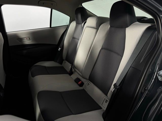 Used 2025 Toyota Corolla LE image 17