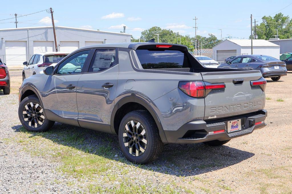 New 2026 Hyundai Santa Cruz SE FWD image 2