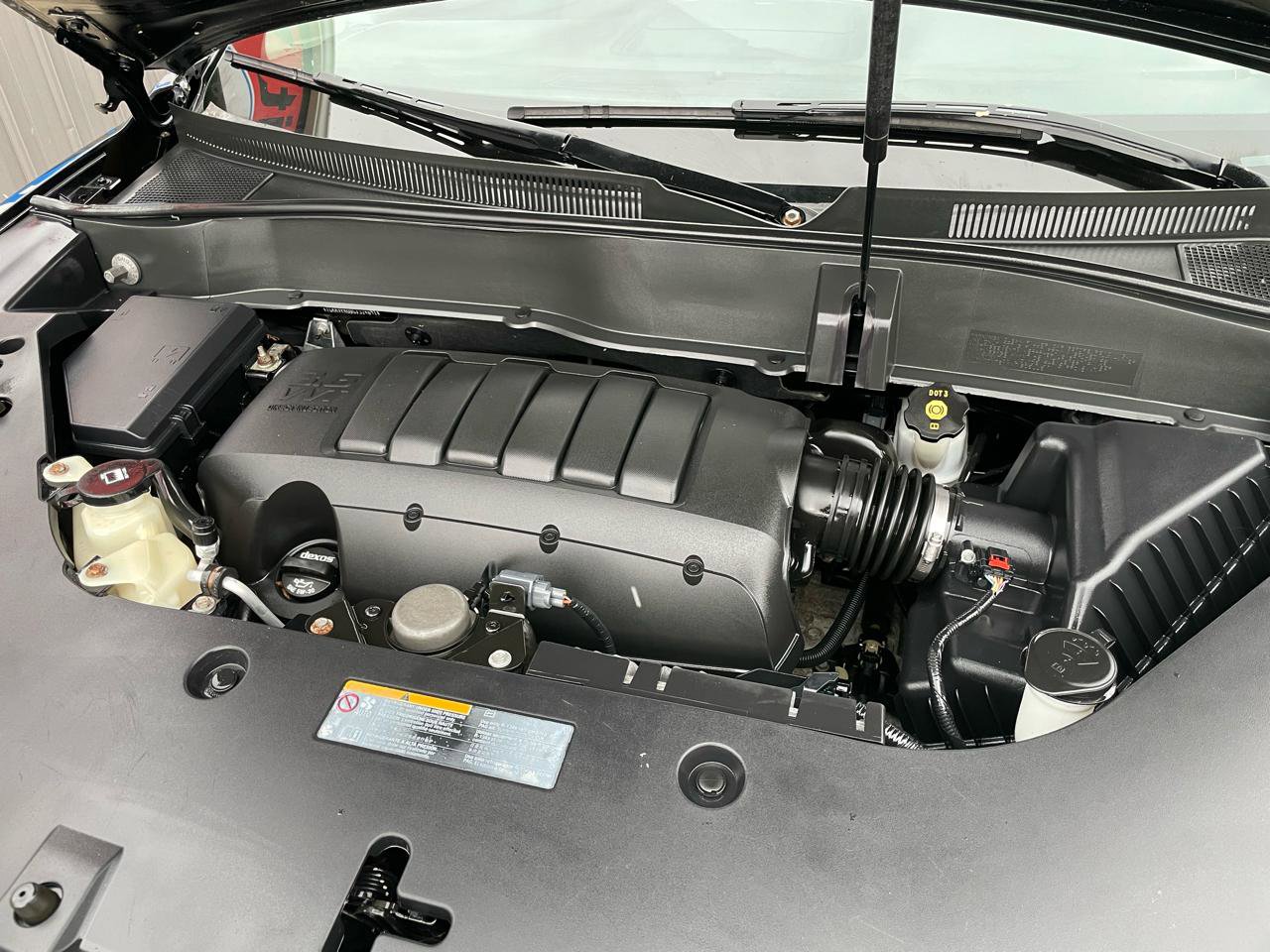 Used 2016 GMC Acadia SLE image 16