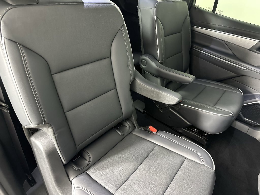Used 2026 Buick Enclave Preferred AWD/4WD image 29