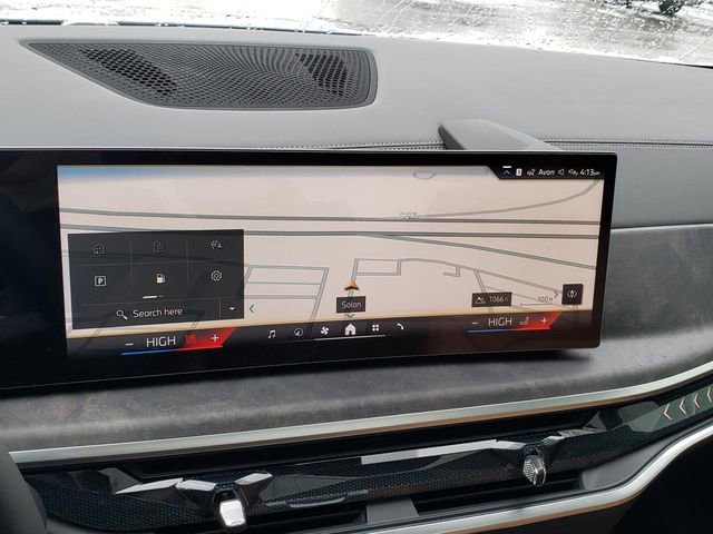 New 2026 BMW X6 xDrive40i w/ Climate Comfort Package image 24