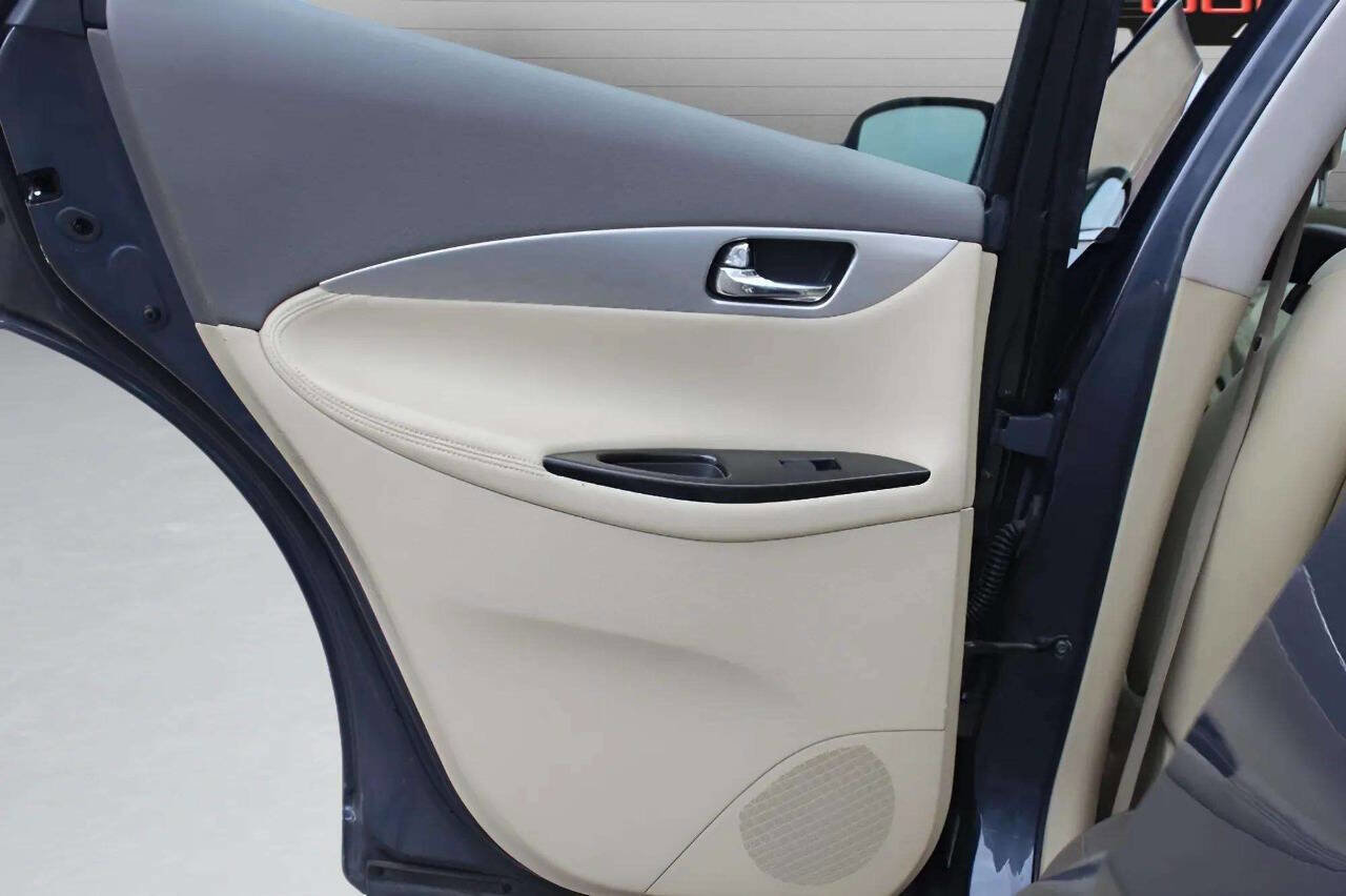 Used 2008 INFINITI EX35 Journey w/ Navigation Pkg image 11