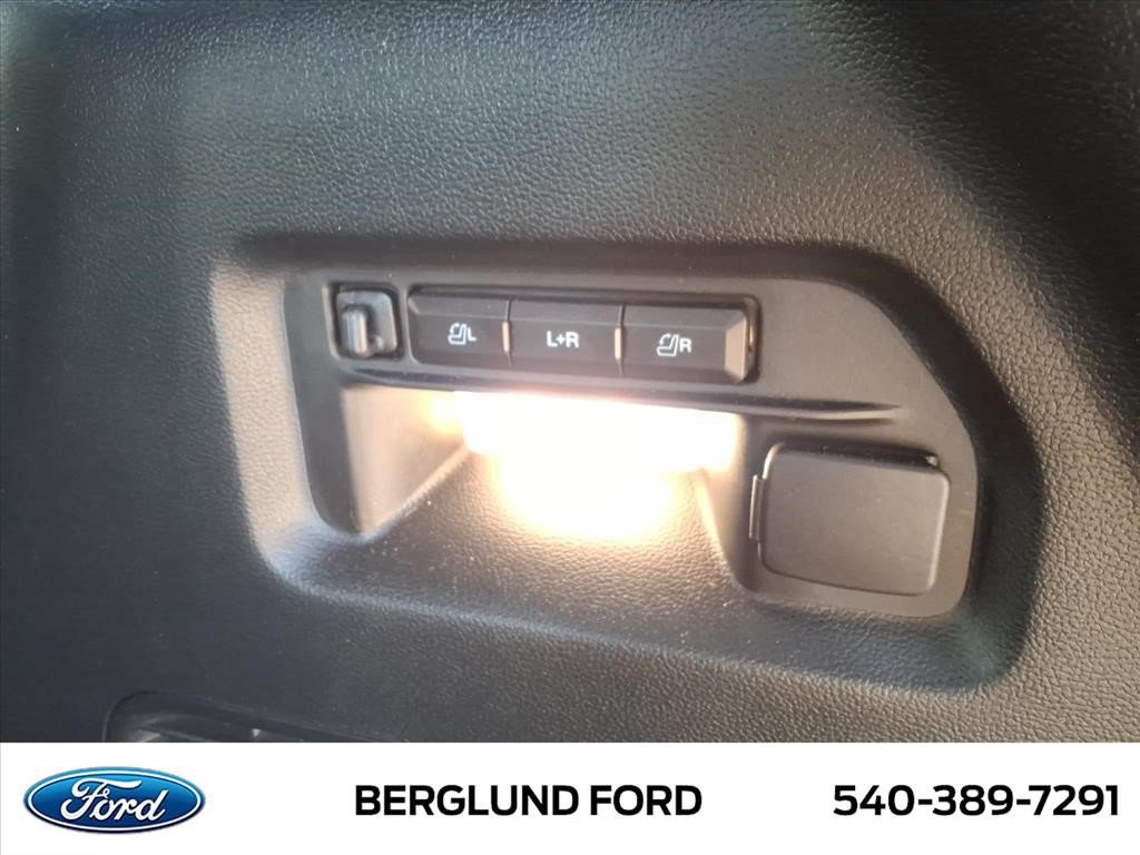 Used 2023 Ford Explorer ST w/ Equipment Group 401A AWD/4WD image 19