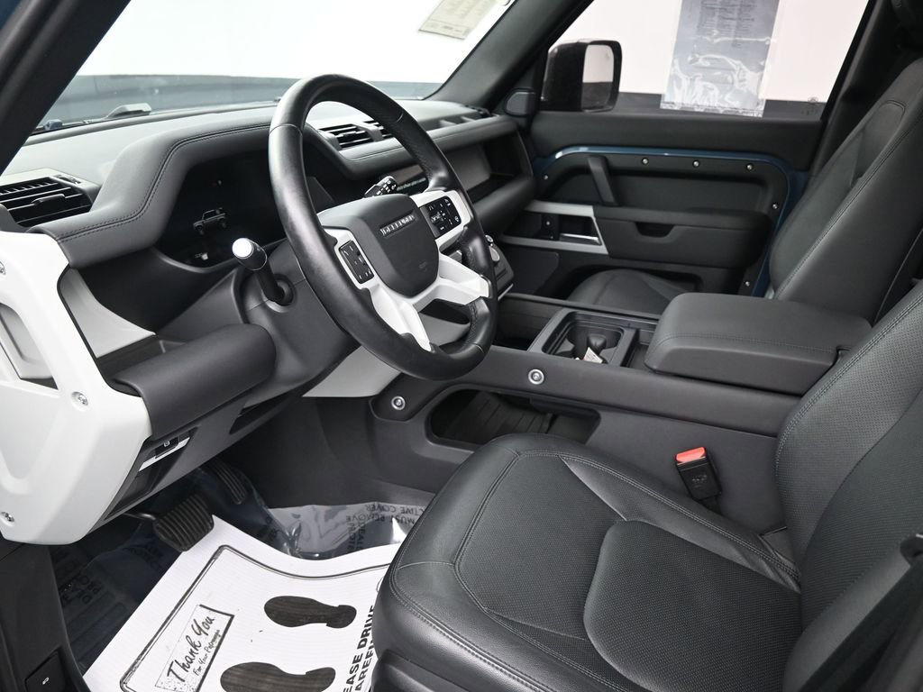 Used 2024 Land Rover Defender 110 S image 21