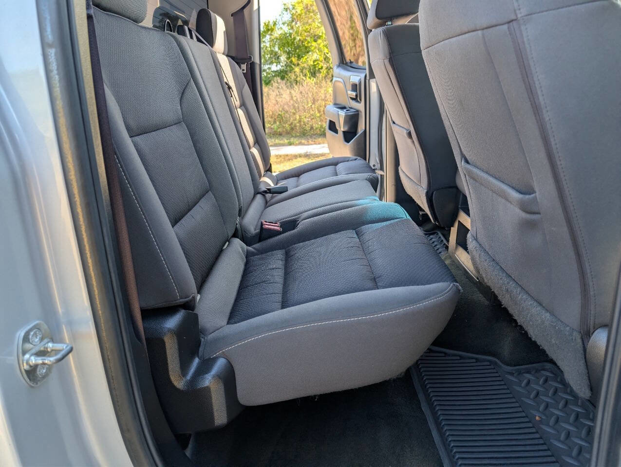 Used 2017 Chevrolet Silverado 3500 LT w/ LT Convenience Package image 19