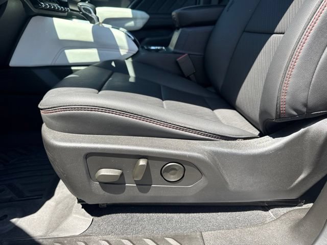 Used 2024 GMC Canyon AT4X AWD/4WD image 18