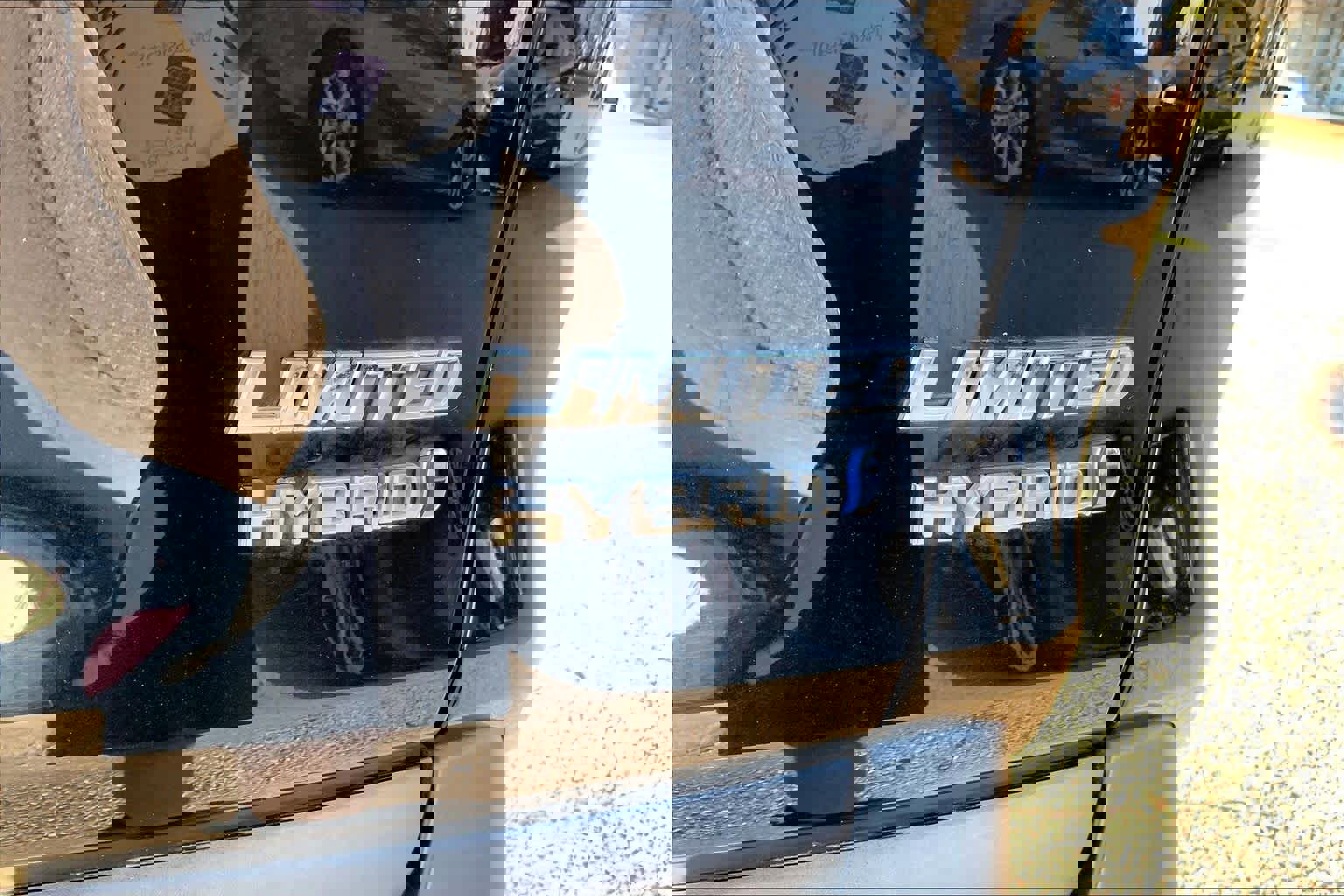 Used 2021 Toyota RAV4 Limited image 10